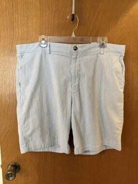 Vineyard Vines Shorts Mens Size 40 Blue White Striped Seersucker Cotton Preppy